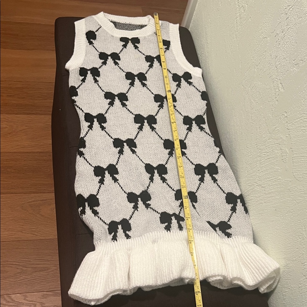 #1660** Sleeveless Bow Pattern Knit Dress in White and Black - Picture 5 of 12